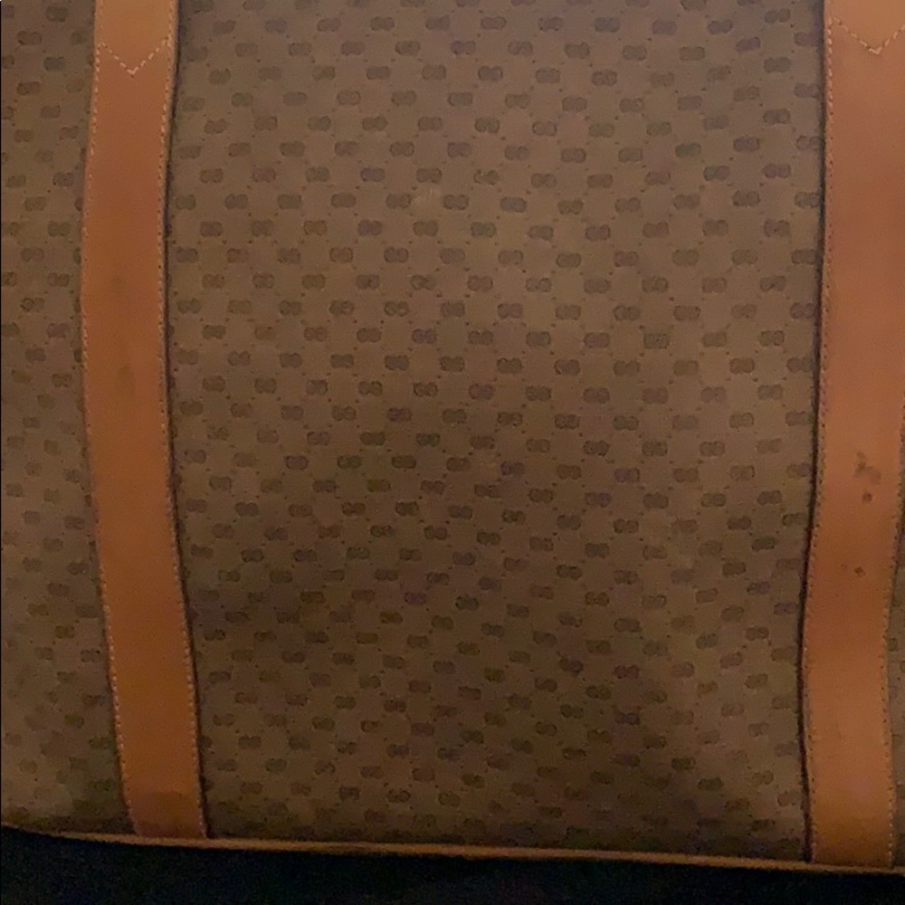 Vintage Gucci Suitcase.  Gold plated hardware. - Picture 2 of 16